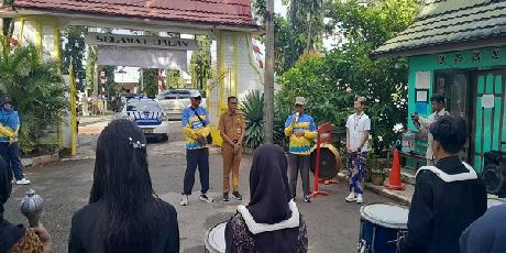 KARNAVAL MEMPERINGATI HUT RI Ke-79